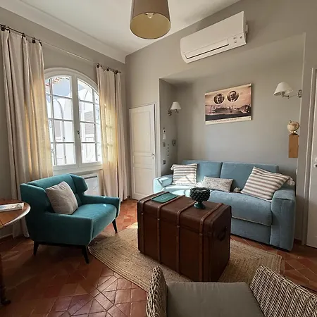 Les Bruyeres Villa *